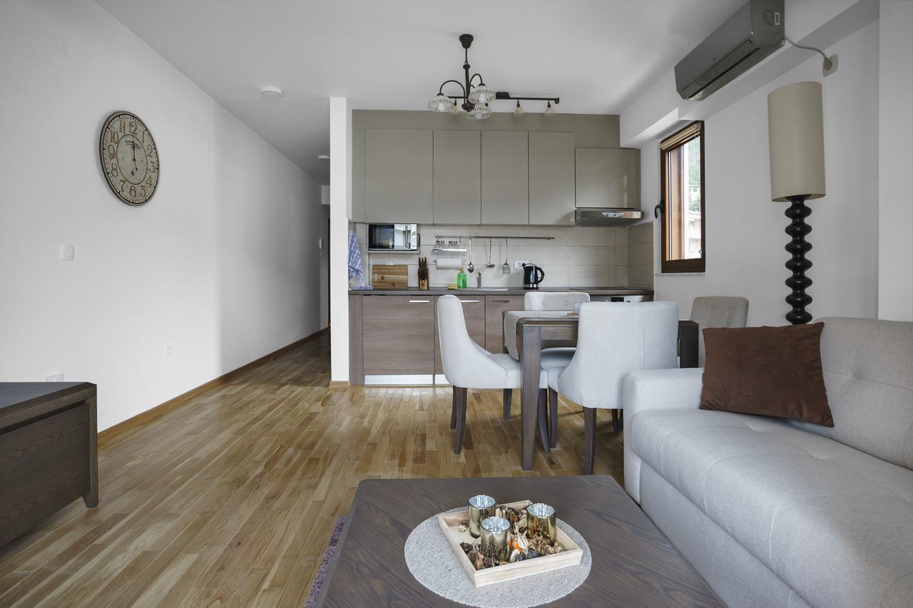 Apartments Lora Jadranskij Put Budua Esterno foto